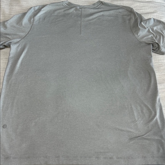 Lululemon T-Shirt - Picture 2 of 4